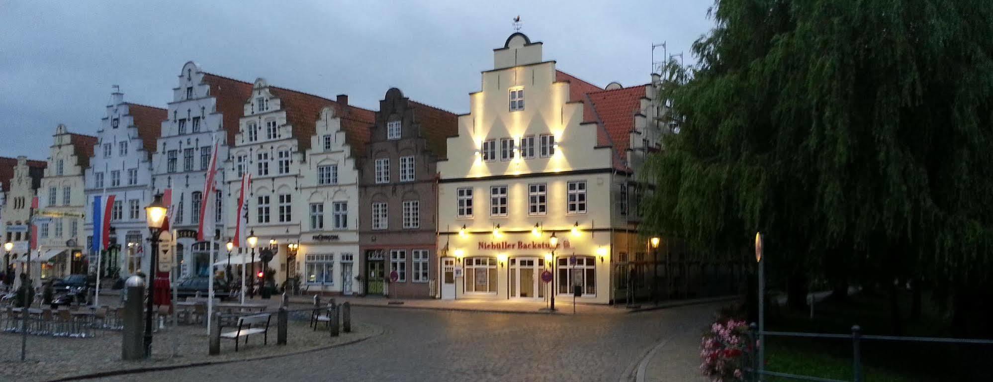 Pension Marktblick Friedrichstadt Exterior photo